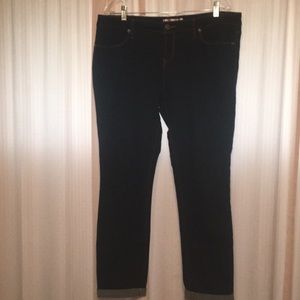 No Boundaries dark denim size 17 skinny jeans